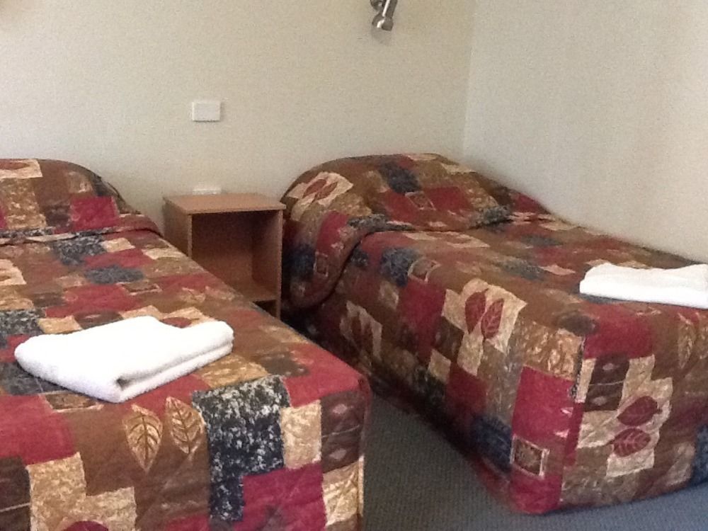 Motel Riverina Leeton Esterno foto