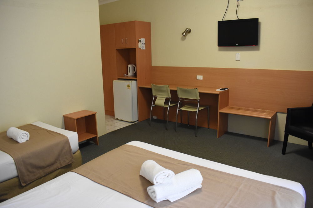 Motel Riverina Leeton Esterno foto
