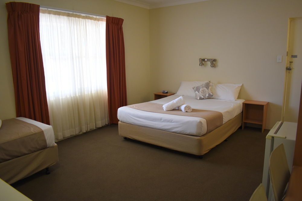 Motel Riverina Leeton Esterno foto
